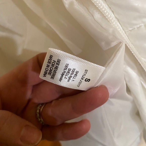 Active Sports Vest - Picture 3 of 4